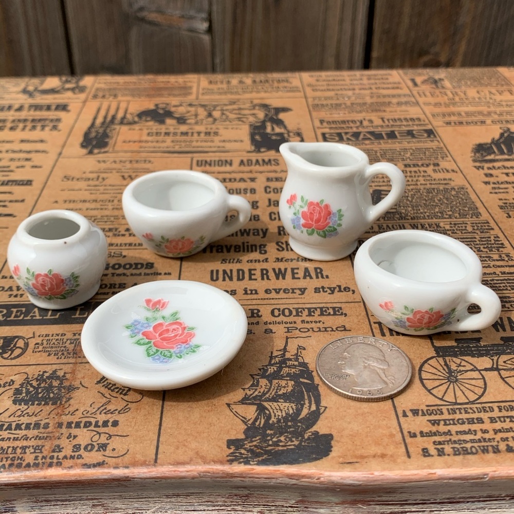 Tiny Tea Set Vintage Porcelain 5 Pieces 1-1 1/2”